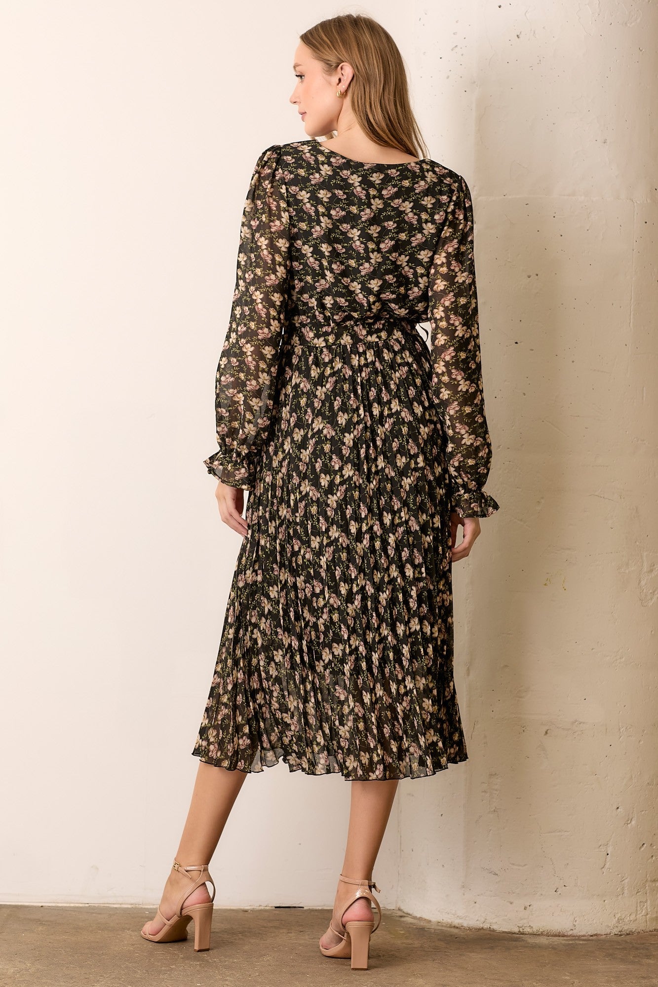 Black Floral Chiffon Long Sleeve Pleated Midi Dress