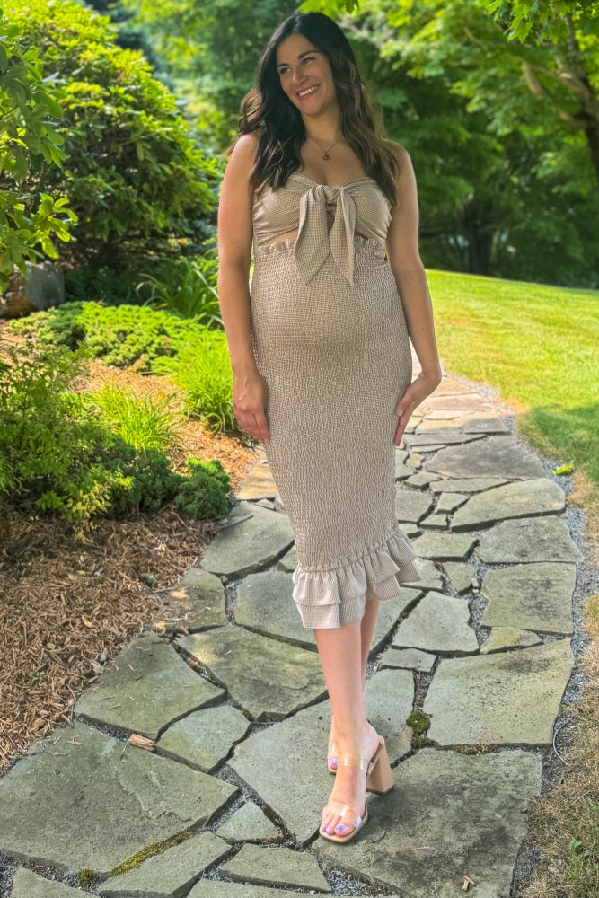 Mocha Gingham Print Smocked Fitted Self-Tie Maternity Midi Dress